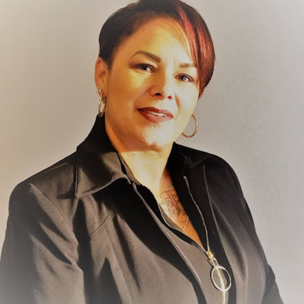 Meet your Posher, Niki